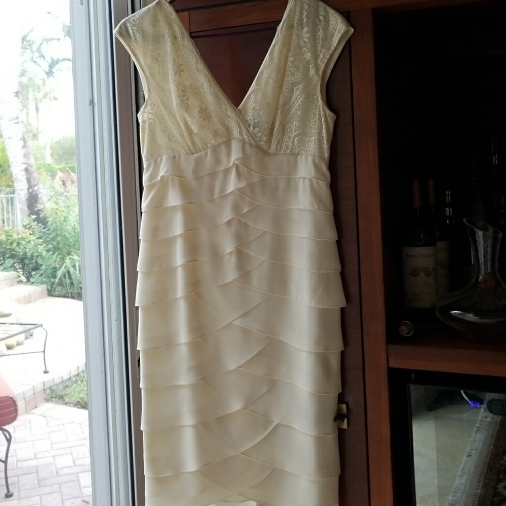 Adrianna Papell white cocktail dress